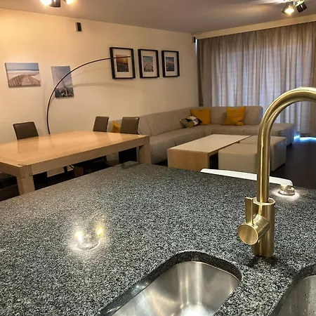 Apartament Panoramic View On Beach, Ships, Sea - Place To Be Ostenda