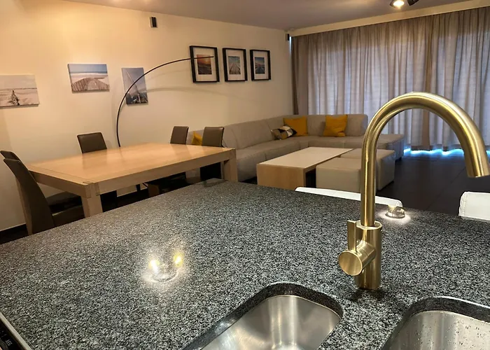 דירה Panoramic View On Beach, Ships, Sea - Place To Be אוסטנדה